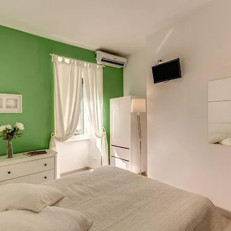 Apartment M&l - Caracalla 2